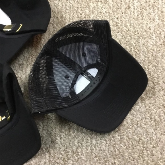 4pc NWOT Liquor Brand Hats - Picture 6 of 6